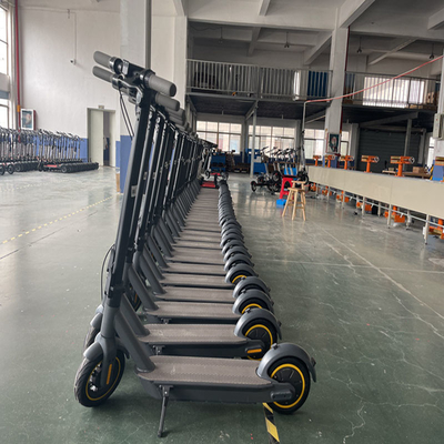 Scooter électrique en aluminium de équilibrage d'individu, scooter 100V électrique se pliant léger