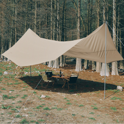 Tente extérieure de Sun de camping de tissu de nuance enduite argentée de Sun avec la corde de vent